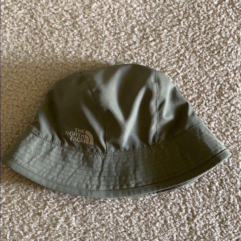 NorthFace bucket hat